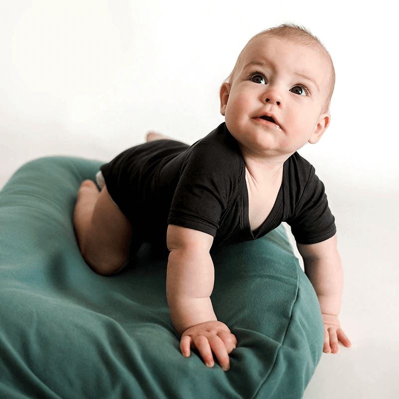 Organic Infant Lounger Baby Lounger Nest Bed - Comfy™